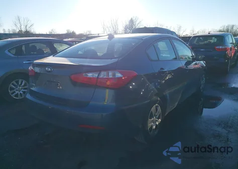 2016 Kia Forte Lx z USA, uszkodzony, nr VIN KNAFK4A63G5567294